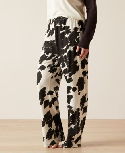 Ariat Womens Cow Pajama Set