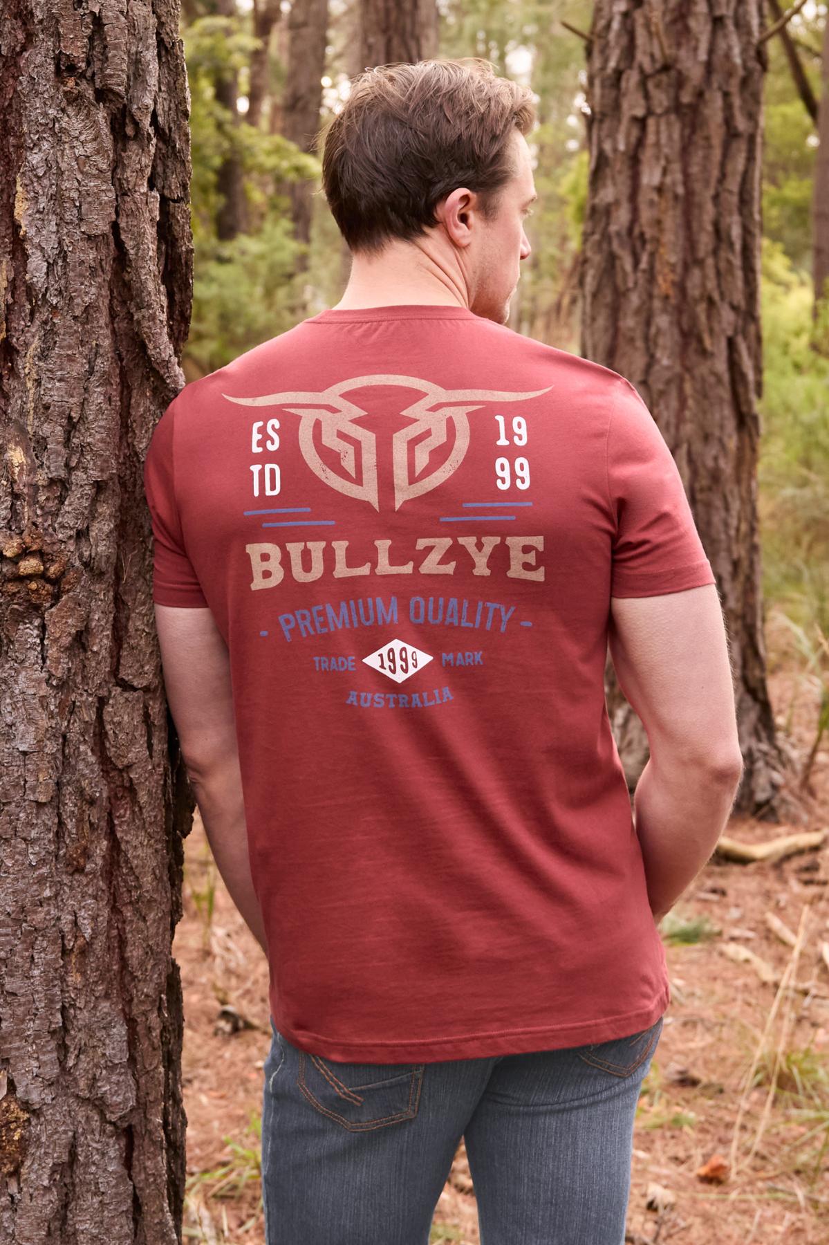 Bullzye SS27 Mens Yale SS Tee-Cognac