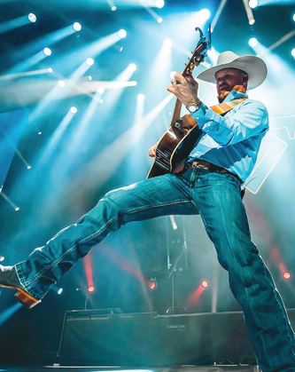 Wrangler Mens Cody Johnson 01 Relaxed Fit Jean 34 Leg