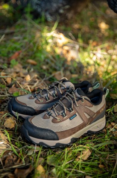 Ariat AW26 Womens Traverse Low H20 Brown Bark