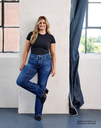 Wrangler Womens Bespoke High Rise Boot Cut Jean 34 Leg