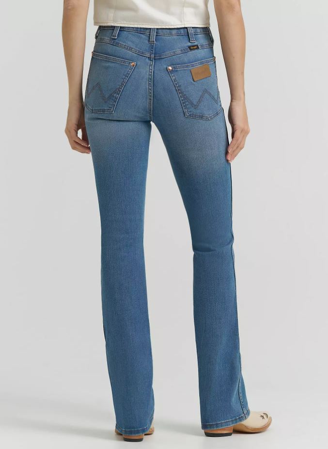 Wrangler x Lainey Wilson SS26 Boot Hugger Wrangler Blue