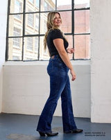 Wrangler Womens Bespoke High Rise Boot Cut Jean 34 Leg