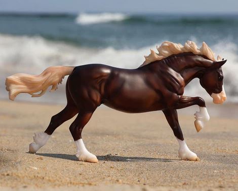 Breyer Traditional Surfer's Riptide Chincoteague Pony