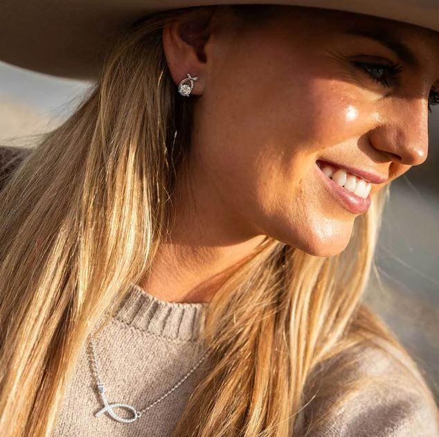 Montana Silversmiths Faithful Stream Earrings