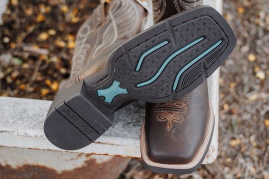 Ariat Womens Round Up Wide Square Toe