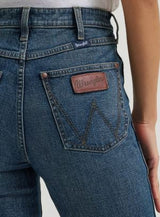 Wrangler Womens Retro Bailey High Rise Boot Cut Jean 32Leg