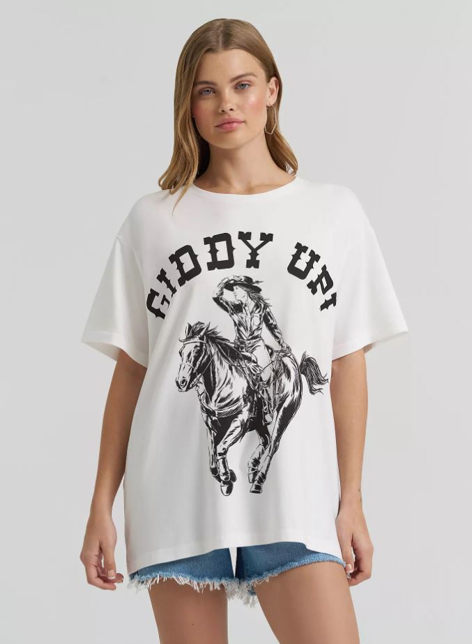 Wrangler x Lainey Wilson SS26 Giddy Up TShirt