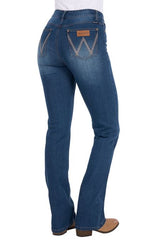 Wrangler SS27 Womens Etta High Rise Boot Cut Jean 34 Leg