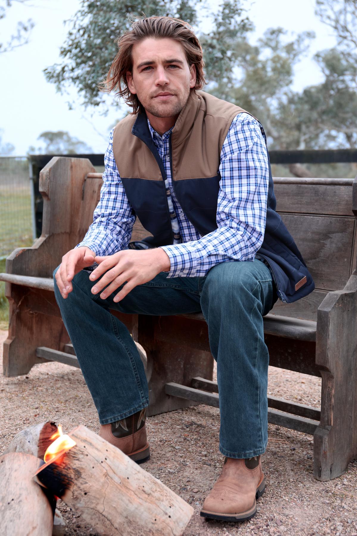 Wrangler AW26 Mens Dean Reversible Vest